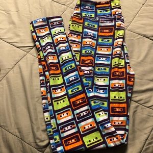 Like New Cassette Leggings